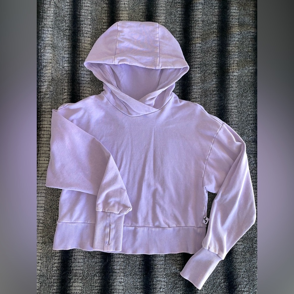 Lilac hoodie with thumb holes.